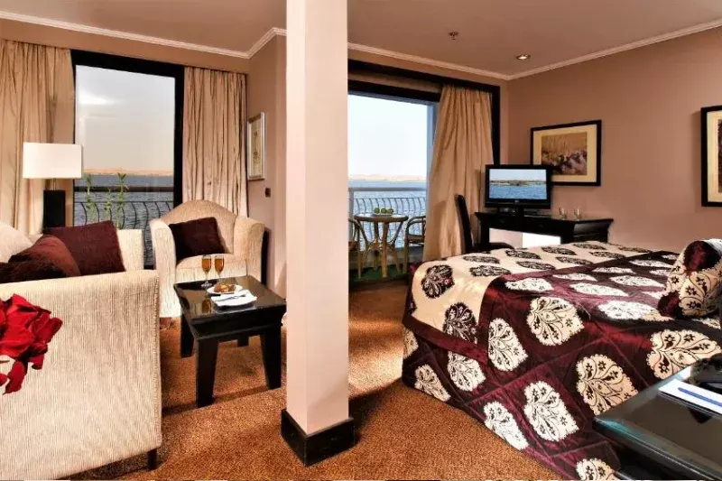 Navigazione Lago Nasser: Steigenberger Omar El Khayam